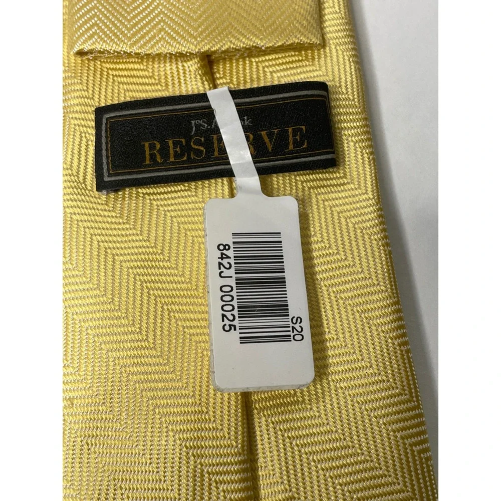 J S A Bank RESERVE‎ Mens Yellow Herringbone Necktie